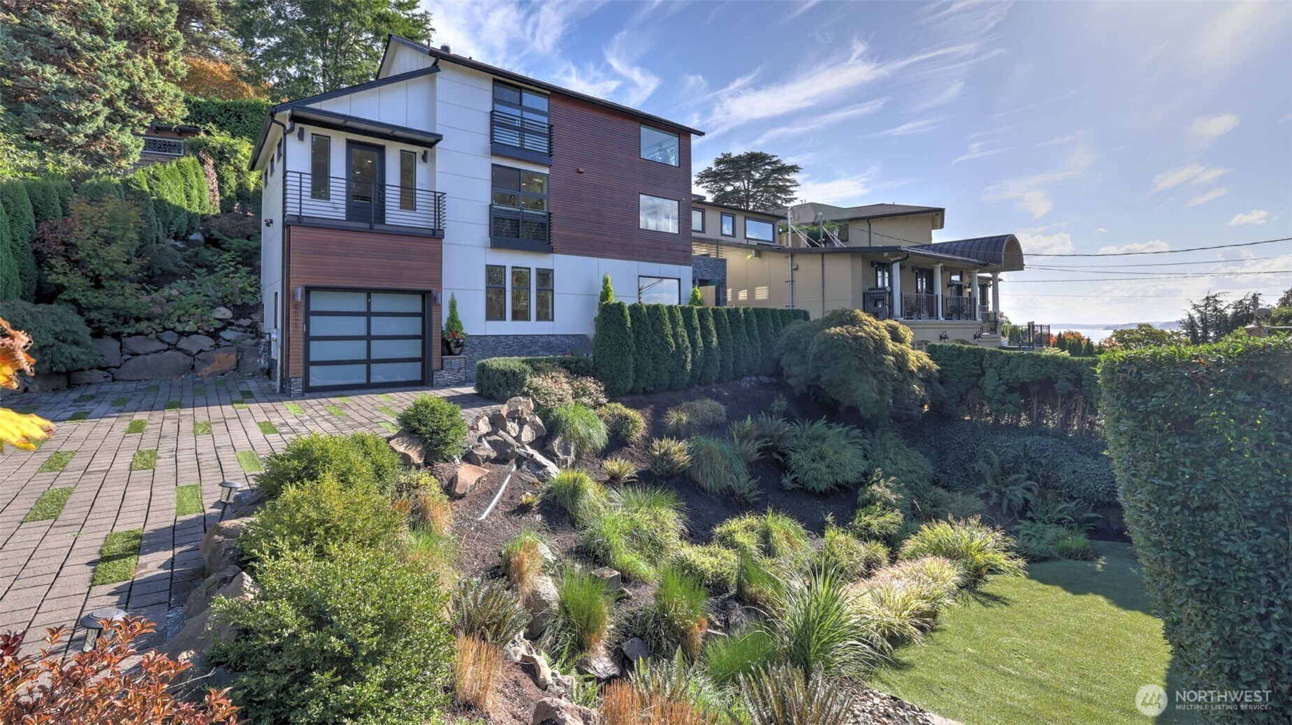 4527 West Raye Street Seattle, WA 98199 - Photo 4 of 39