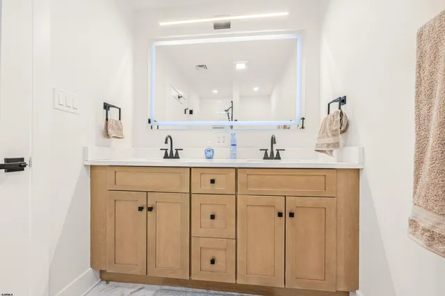 $25,000 | 121 North Clermont Avenue, Margate City, NJ 08402