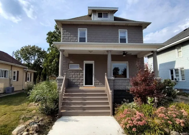 $239,900 | 804 Van Buren Street, Walkerton, IN 46574