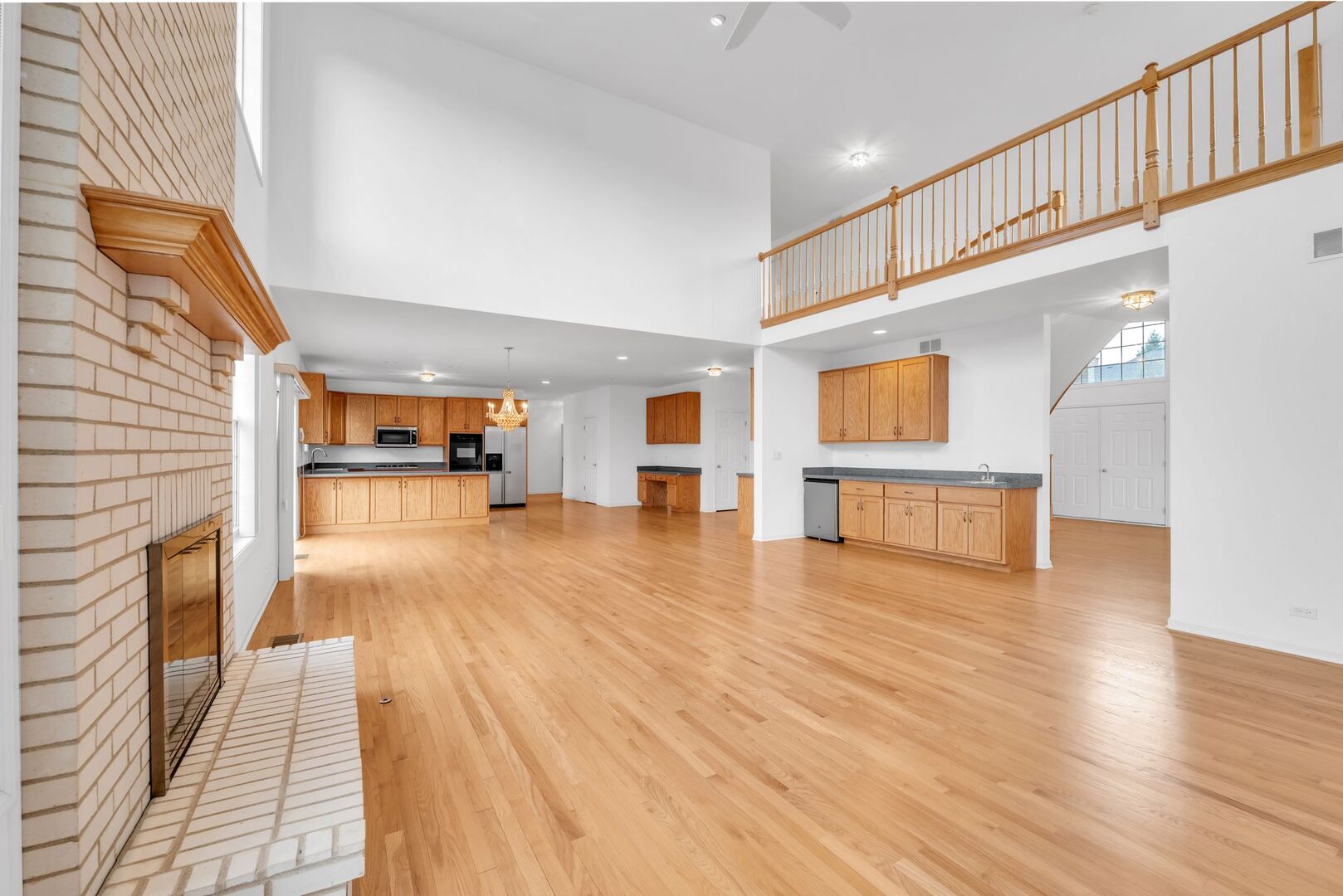 523 West Ruhl Road Palatine, IL 60074 - Photo 12 of 65