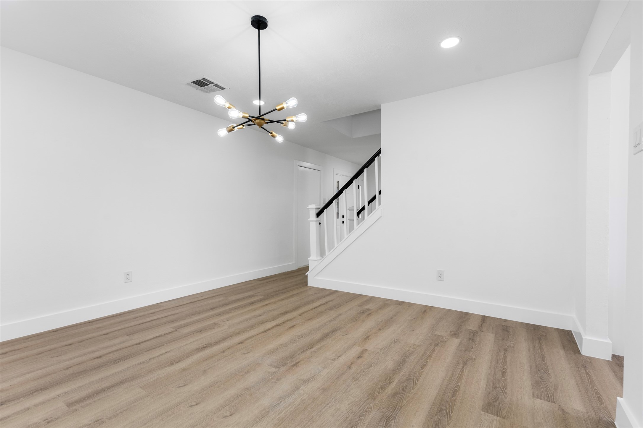 14922 Waybridge Drive Houston, TX 77062 - Photo 10 of 49