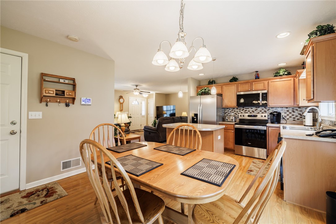 86 Parnell Drive Riga, NY 14428 - Photo 8 of 30