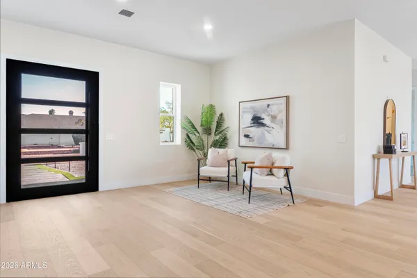 $2,200,000 | 5540 East Dahlia Drive, Scottsdale, AZ 85254