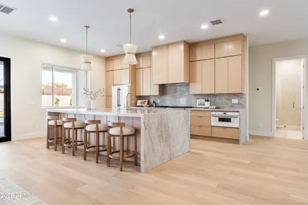 $2,200,000 | 5540 East Dahlia Drive, Scottsdale, AZ 85254