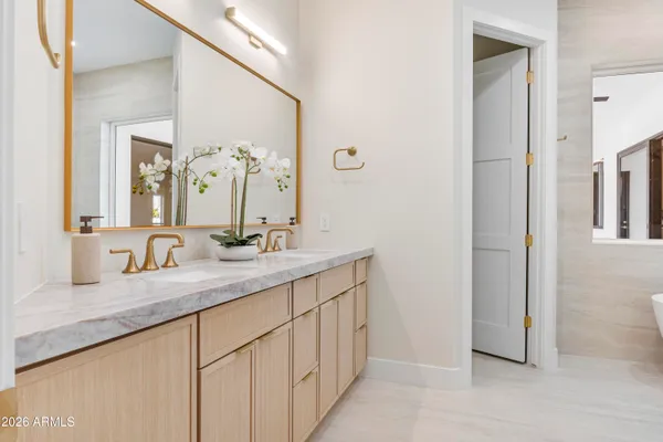 $2,200,000 | 5540 East Dahlia Drive, Scottsdale, AZ 85254