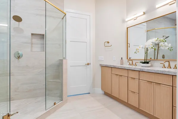 $2,200,000 | 5540 East Dahlia Drive, Scottsdale, AZ 85254