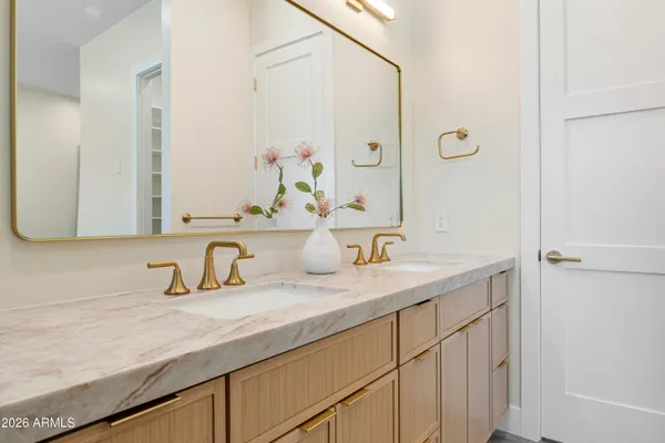 $2,200,000 | 5540 East Dahlia Drive, Scottsdale, AZ 85254