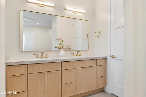 $2,200,000 | 5540 East Dahlia Drive, Scottsdale, AZ 85254