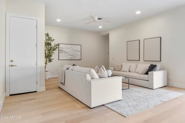 $2,200,000 | 5540 East Dahlia Drive, Scottsdale, AZ 85254