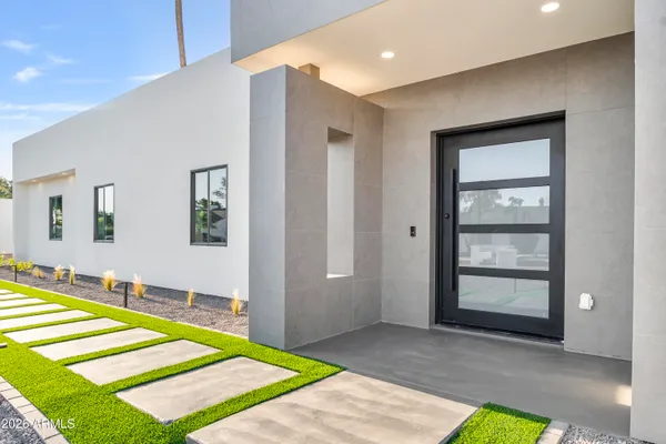 $2,200,000 | 5540 East Dahlia Drive, Scottsdale, AZ 85254