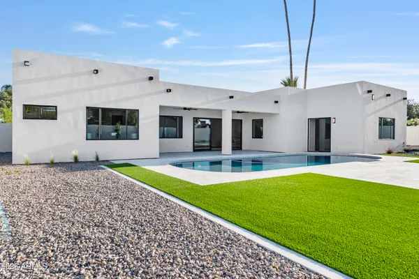 $2,200,000 | 5540 East Dahlia Drive, Scottsdale, AZ 85254