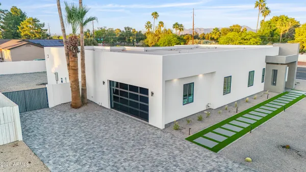 $2,200,000 | 5540 East Dahlia Drive, Scottsdale, AZ 85254