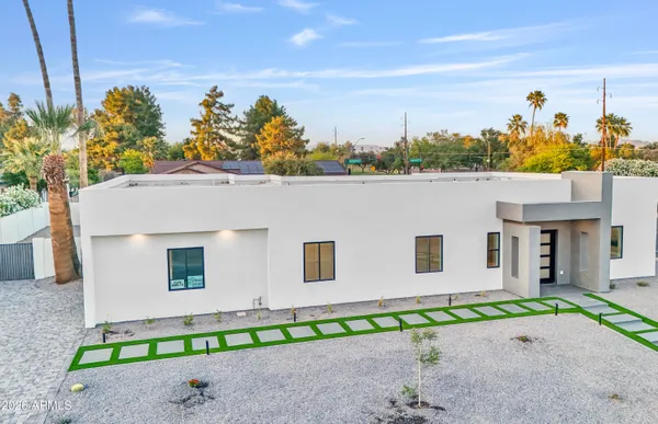 $2,200,000 | 5540 East Dahlia Drive, Scottsdale, AZ 85254