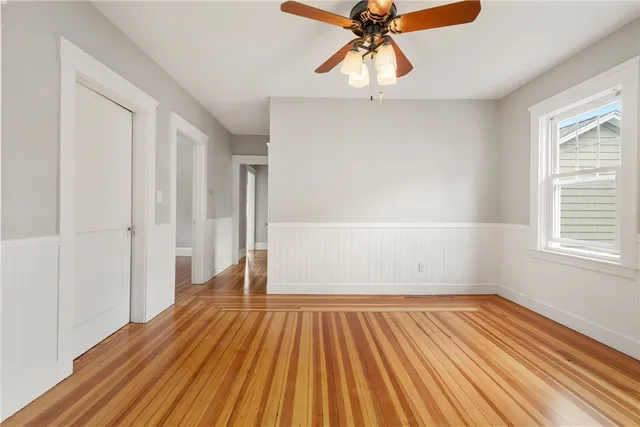 $2,800 | 113 Maple Avenue, Barrington, RI 02806