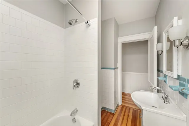 $2,800 | 113 Maple Avenue, Barrington, RI 02806