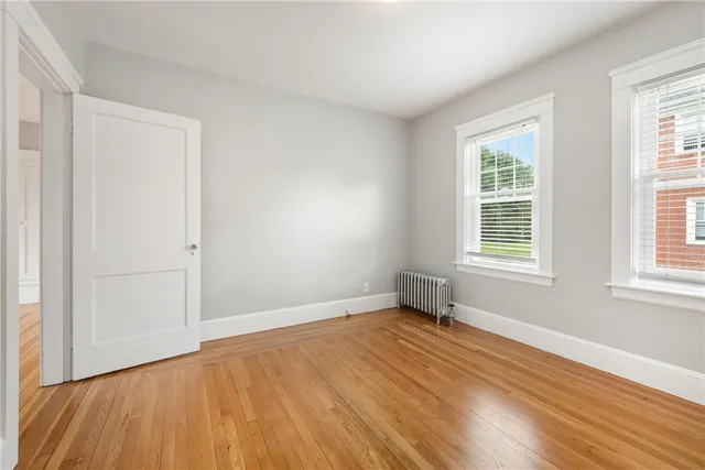 $2,800 | 113 Maple Avenue, Barrington, RI 02806