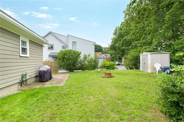 $2,800 | 113 Maple Avenue, Barrington, RI 02806