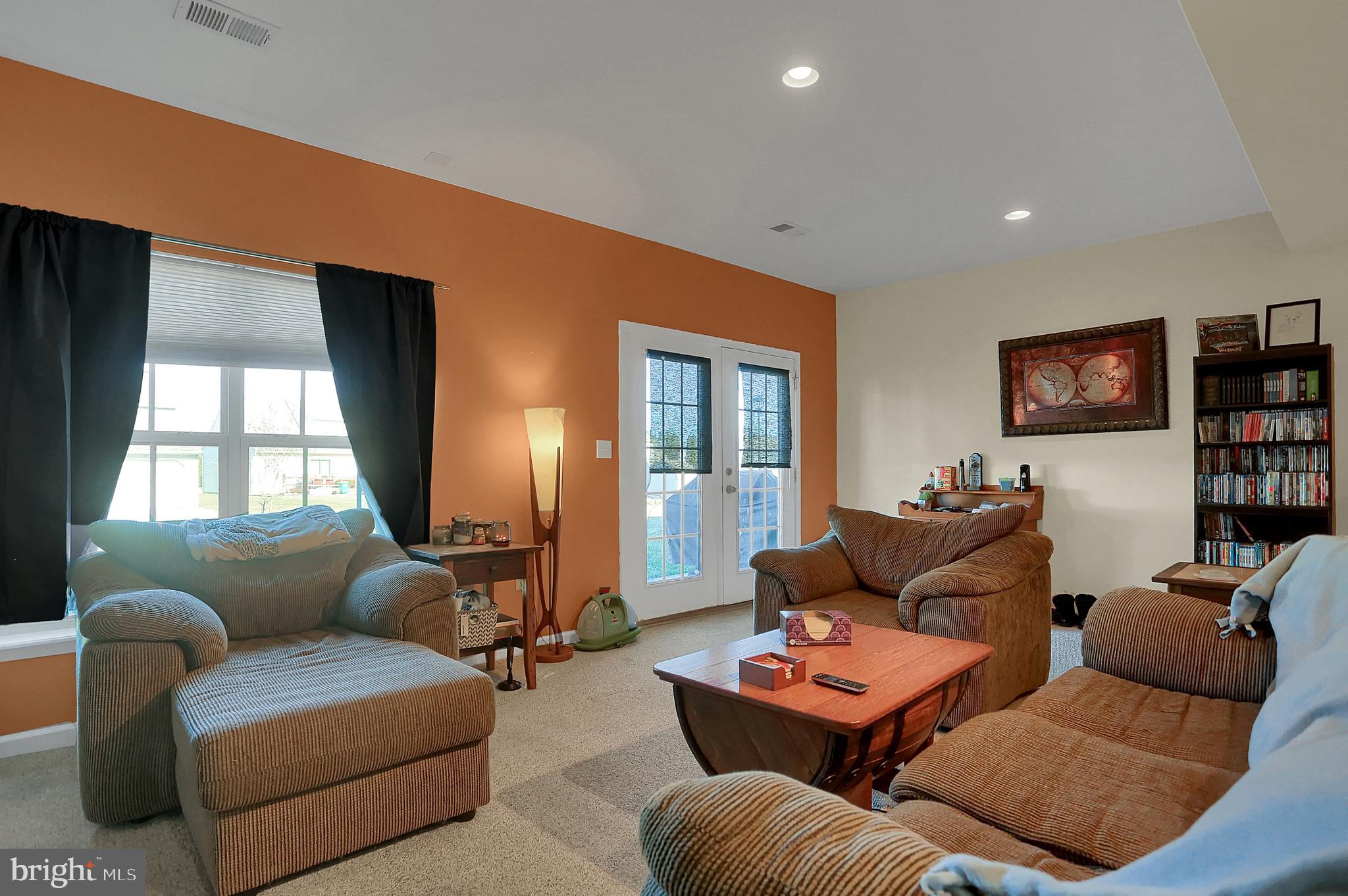 2037 Powell Drive Chambersburg, PA 17201 - Photo 13 of 33 Living room area