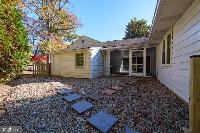 $3,280 | 512 Briar Lane, Newark, DE 19711