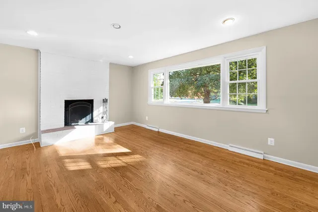 $3,280 | 512 Briar Lane, Newark, DE 19711