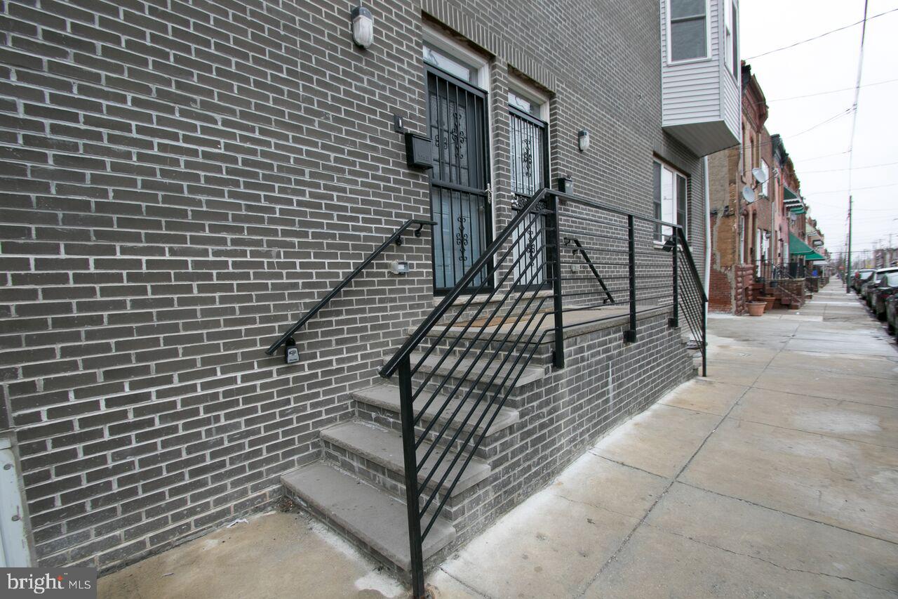 1639 South 22nd Street Philadelphia, PA 19145 - Photo 4 of 27