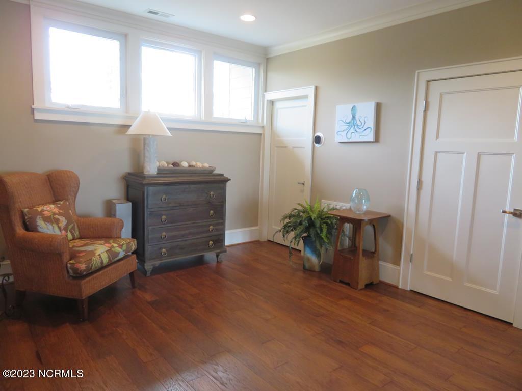 953 Becton Road Havelock, NC 28532 - Photo 21 of 45 Foyer-Upstair