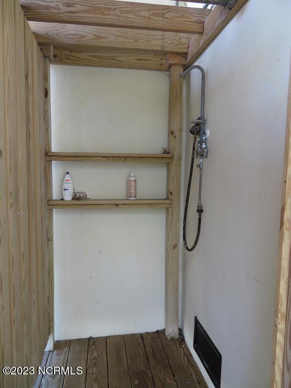 953 Becton Road Havelock, NC 28532 - Photo 41 of 45 Outdoor Shower
