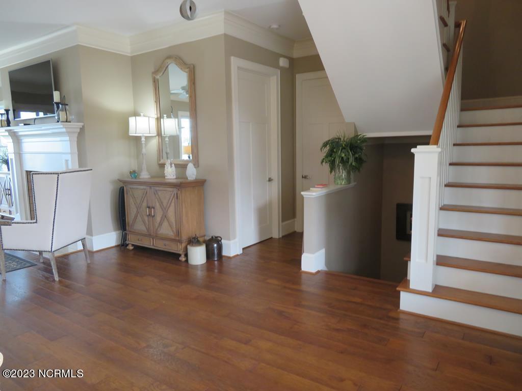 953 Becton Road Havelock, NC 28532 - Photo 5 of 45 Foyer
