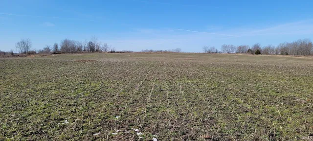 850 East E Cr, Cannelburg, IN 47519