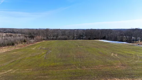 850 East E Cr, Cannelburg, IN 47519