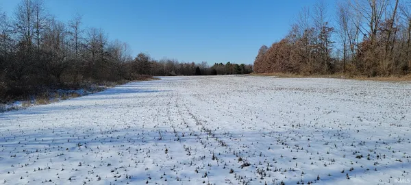 850 East E Cr, Cannelburg, IN 47519