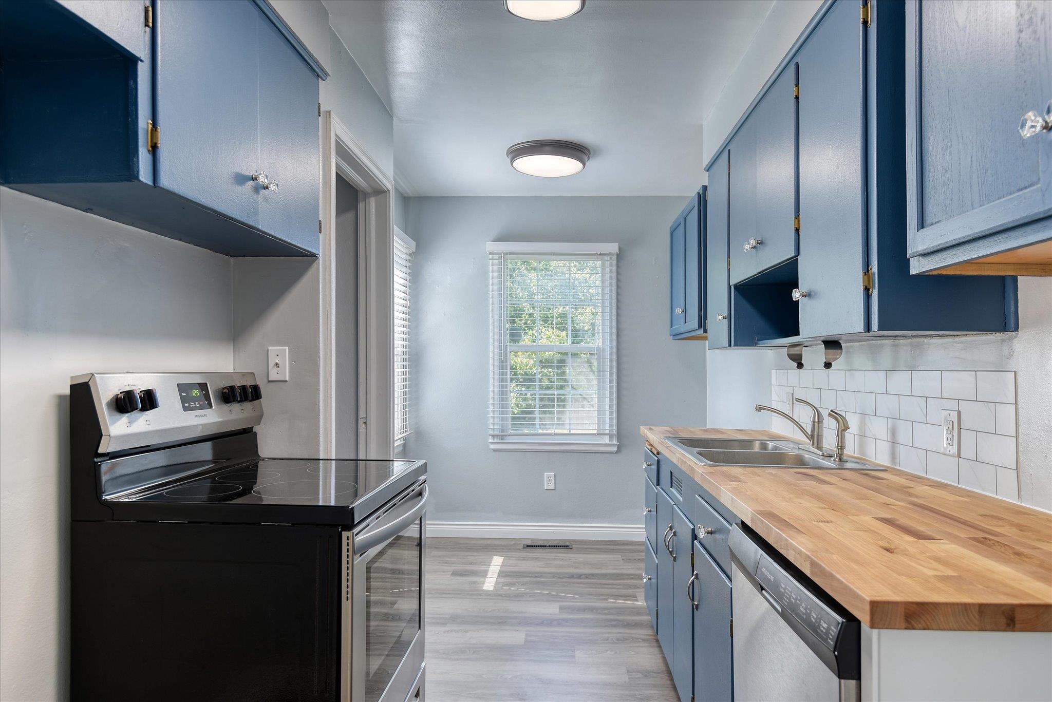 1311 North Farr Road Spokane, WA 99206 - Photo 8 of 38 Gallery Image 8