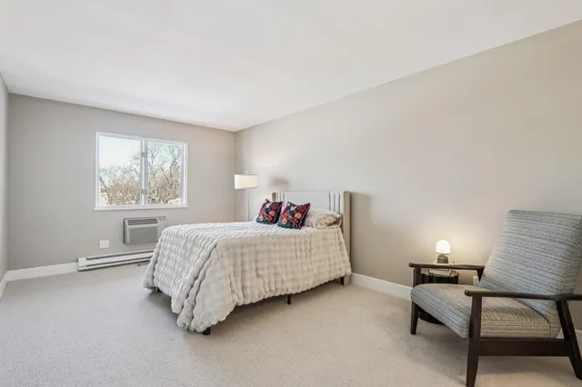 $279,000 | 303 East Henry Clay Street, Unit 306, Whitefish Bay, WI 53217