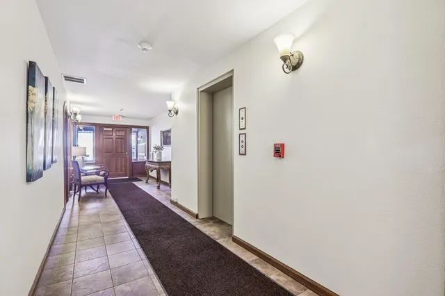 $279,000 | 303 East Henry Clay Street, Unit 306, Whitefish Bay, WI 53217