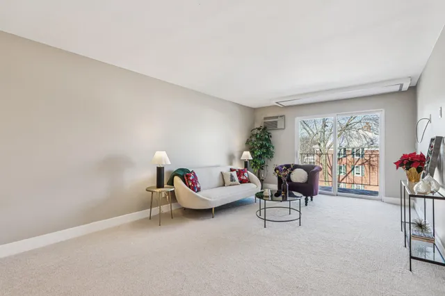 $279,000 | 303 East Henry Clay Street, Unit 306, Whitefish Bay, WI 53217