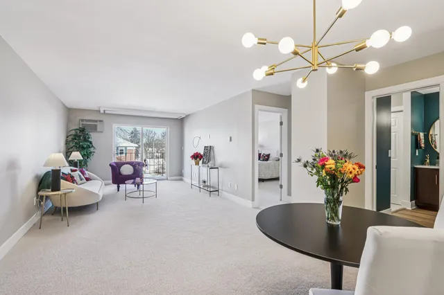 $279,000 | 303 East Henry Clay Street, Unit 306, Whitefish Bay, WI 53217