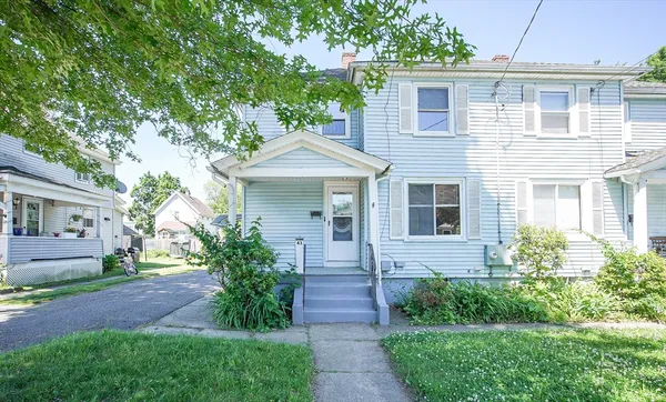 $2,100 | 43 Oak Street, Unit 43, Ludlow, MA 01056