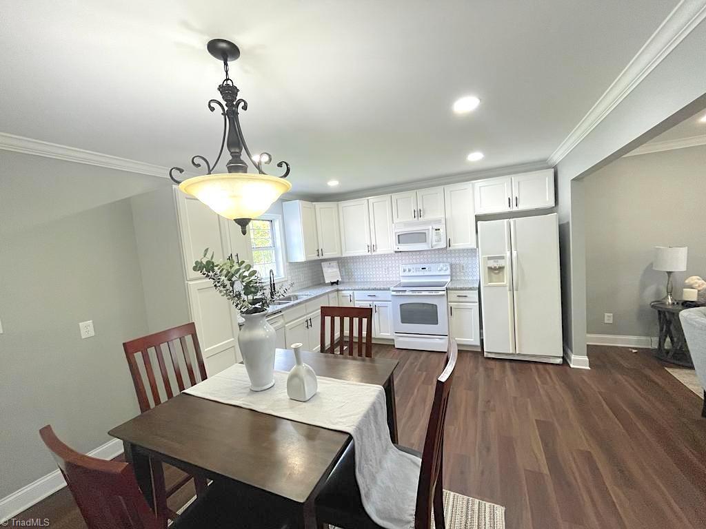 2933 Triangle Lake Road High Point, NC 27260 - Photo 9 of 33 Gallery Image 9