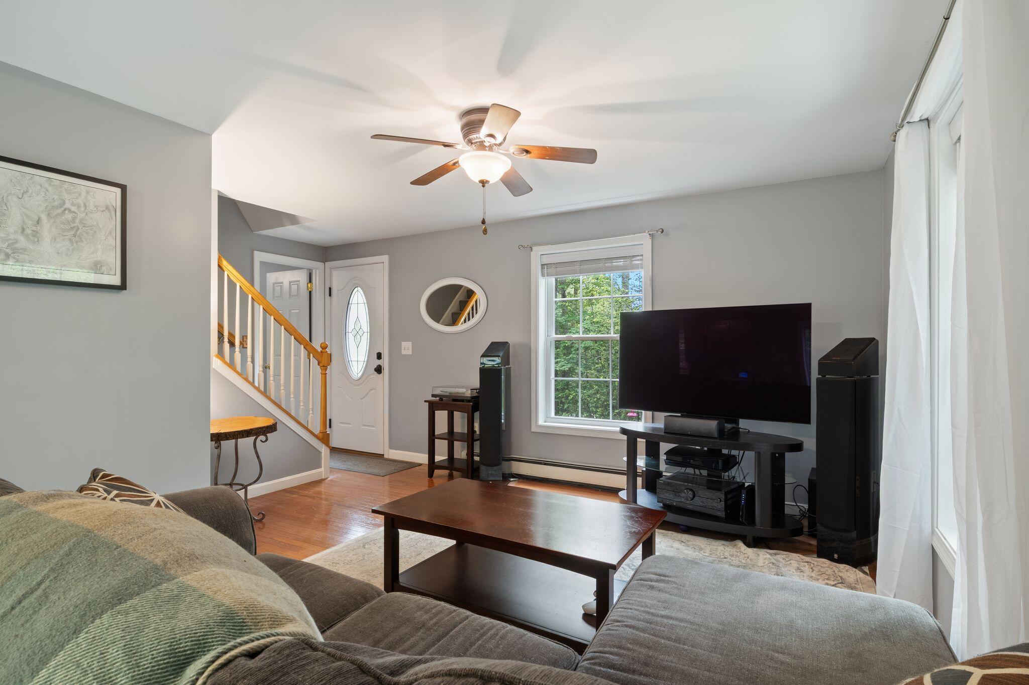 11 Bruschi Road Windham, ME 04062 - Photo 8 of 55 Living room