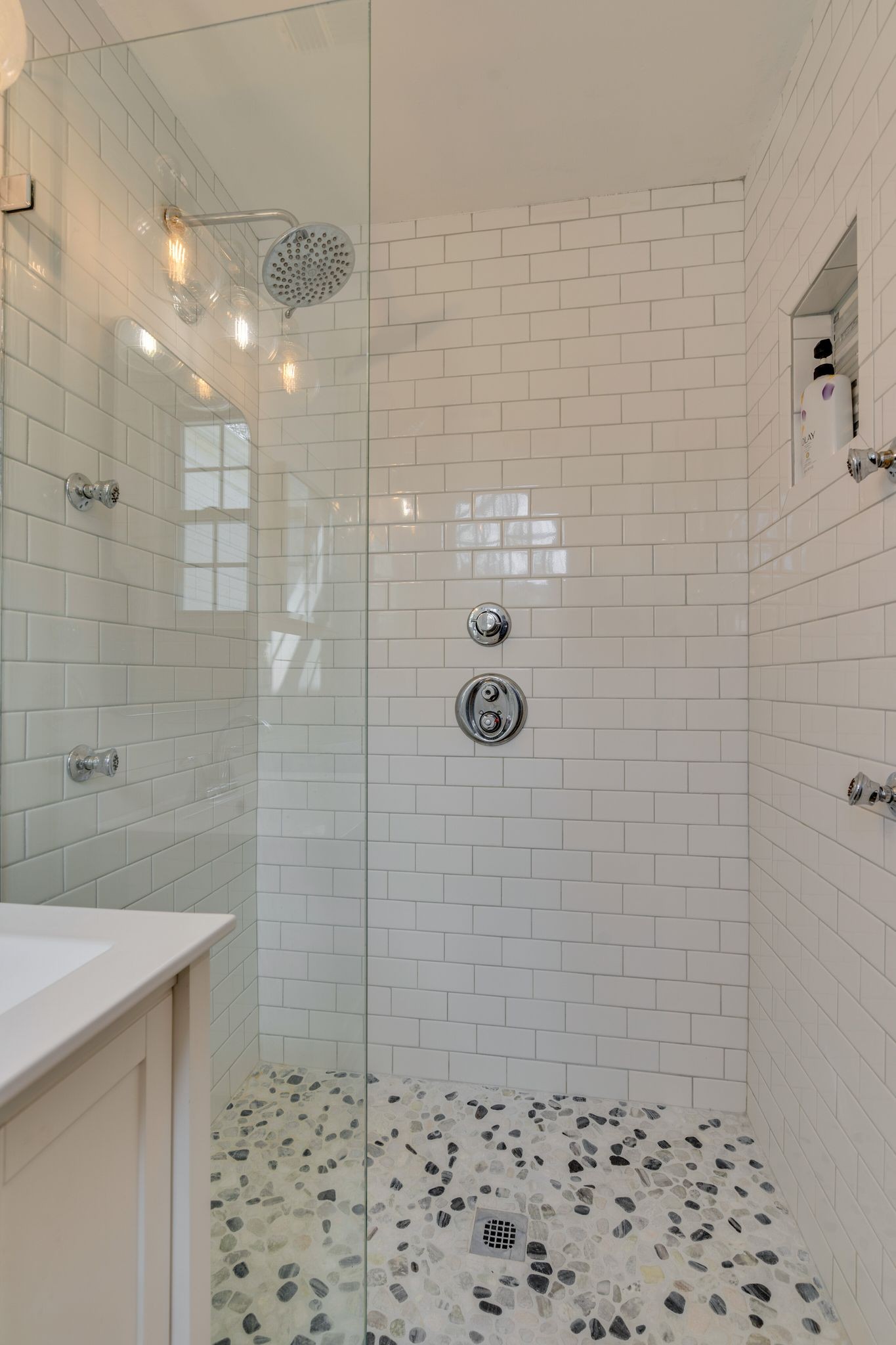 745 Elysian Fields Road Nashville, TN 37204 - Photo 29 of 60 a bathroom with a shower