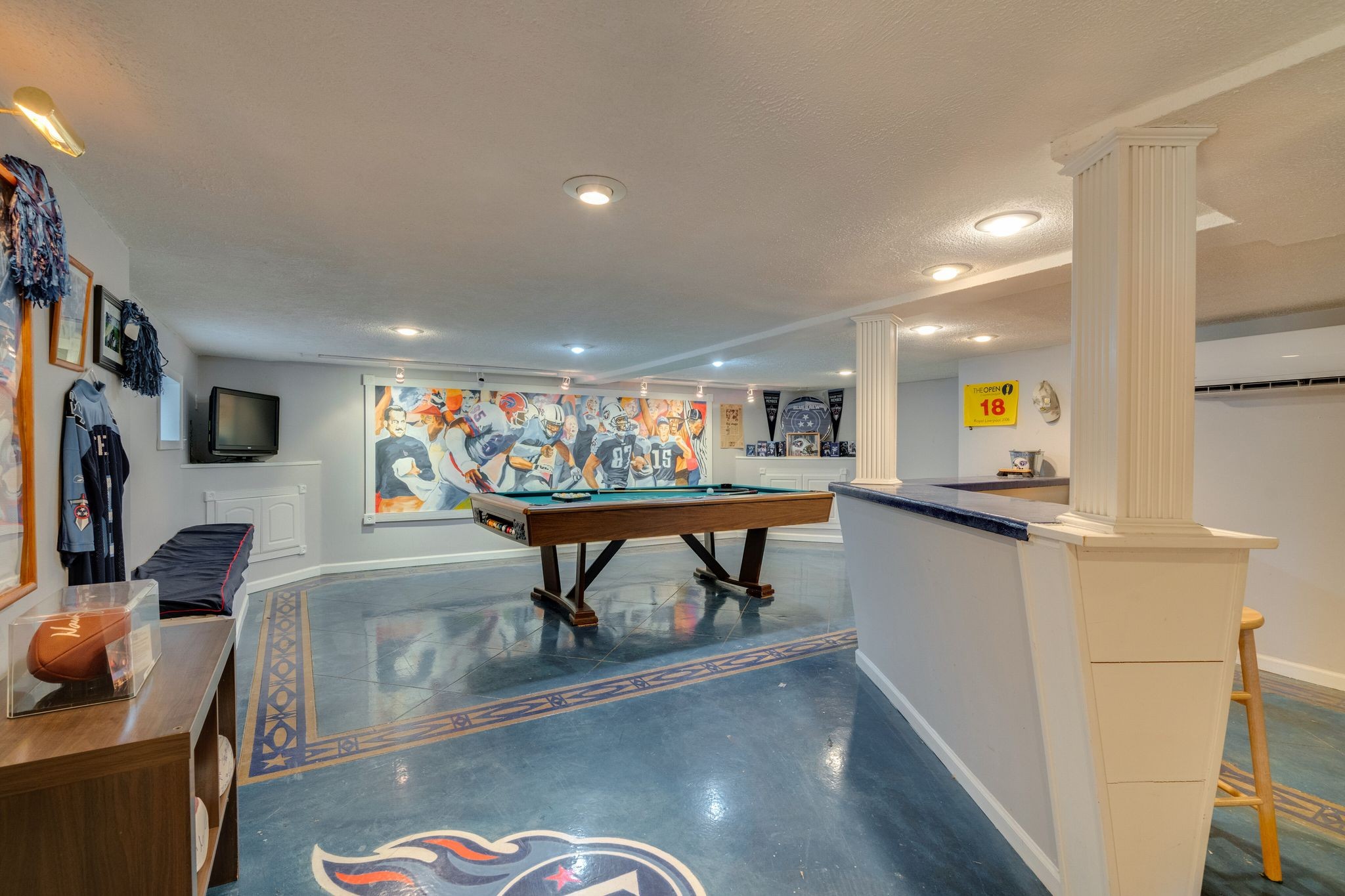745 Elysian Fields Road Nashville, TN 37204 - Photo 36 of 60 a view of a kitchen with furniture and a potted plant