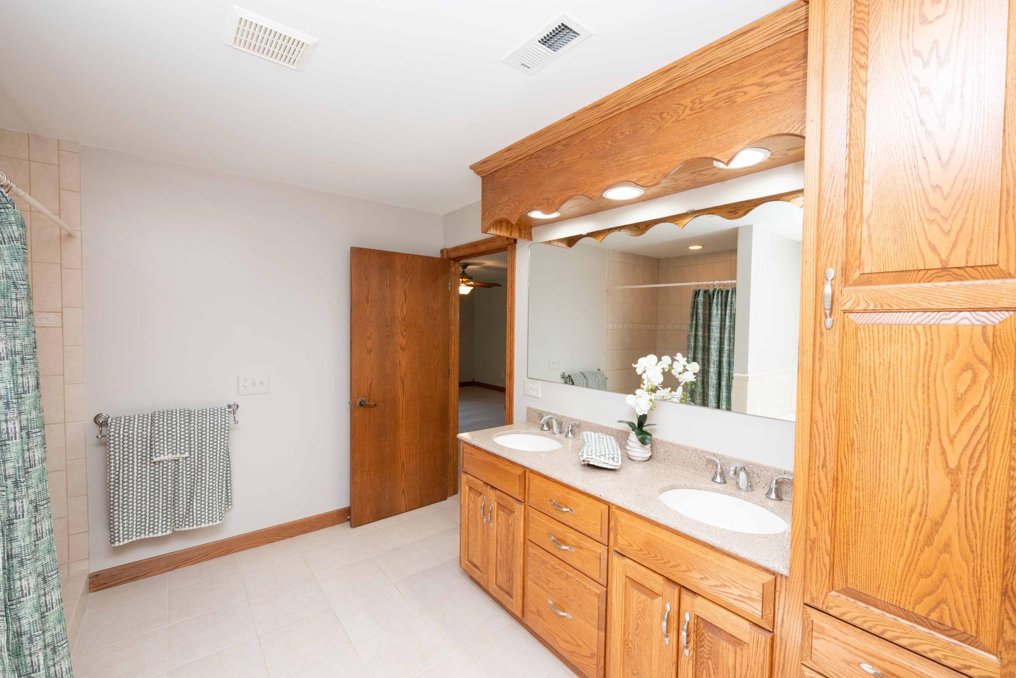 4760 Vine Hill Road Excelsior, MN 55331 - Photo 24 of 49