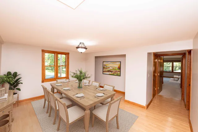 $525,000 | 4760 Vine Hill Road, Deephaven, MN 55331