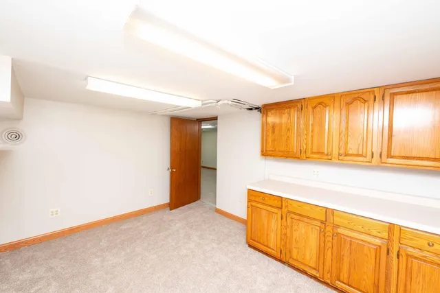 $525,000 | 4760 Vine Hill Road, Deephaven, MN 55331