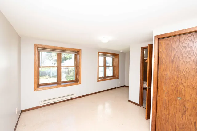 $525,000 | 4760 Vine Hill Road, Deephaven, MN 55331