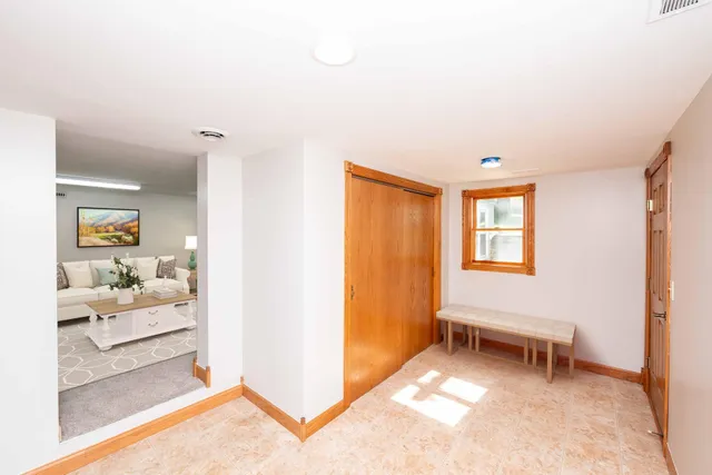 $525,000 | 4760 Vine Hill Road, Deephaven, MN 55331