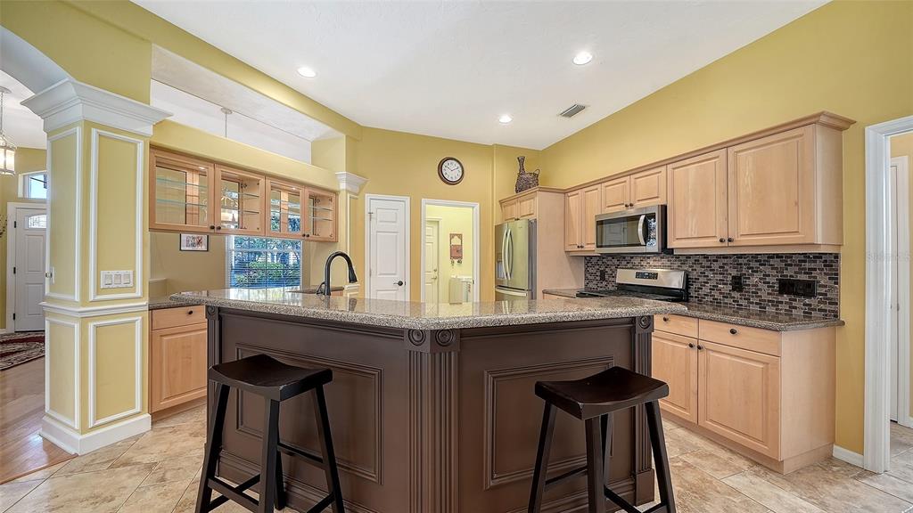 5566 Magnolia Tree Terrace Sarasota, FL 34233 - Photo 13 of 53