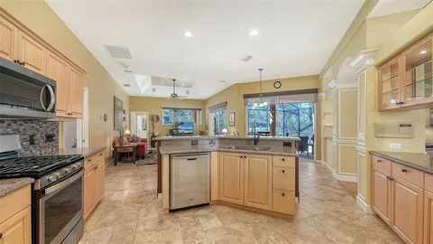 $675,000 | 5566 Magnolia Tree Terrace, Sarasota, FL 34233