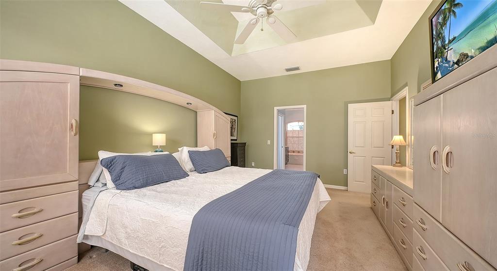 5566 Magnolia Tree Terrace Sarasota, FL 34233 - Photo 27 of 53