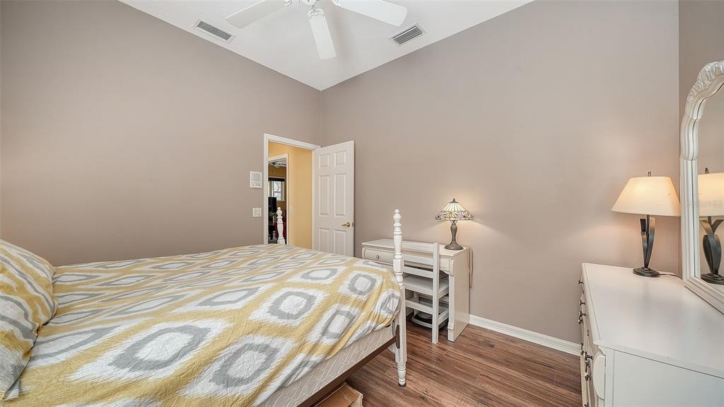 5566 Magnolia Tree Terrace Sarasota, FL 34233 - Photo 35 of 53